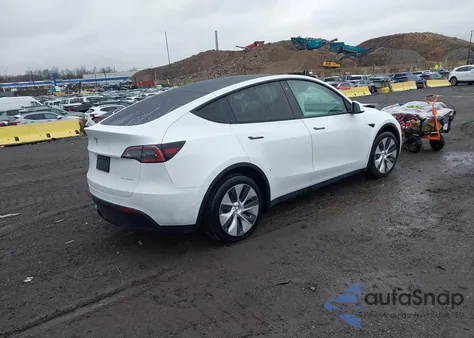 2022 Tesla Model Y Long Range Dual Motor All-Wheel Drive from USA, damaged, VIN 7SAYGDEE5NF389692